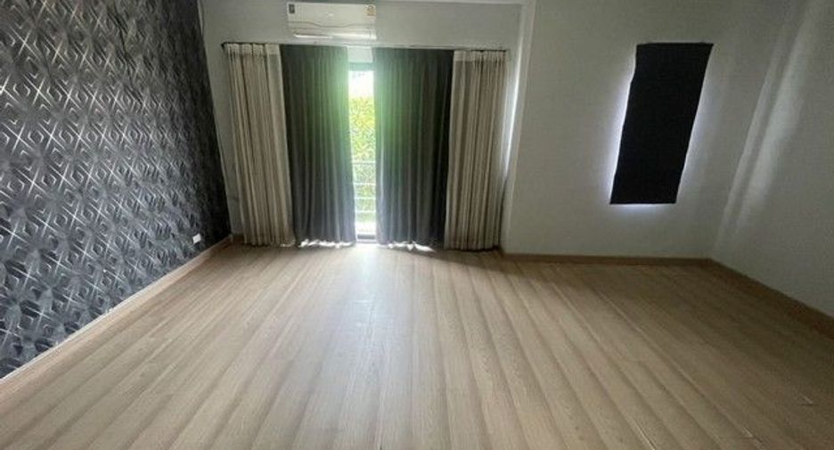 Продажа 1 кровать дом в Bang Bua Thong, Нонтабури