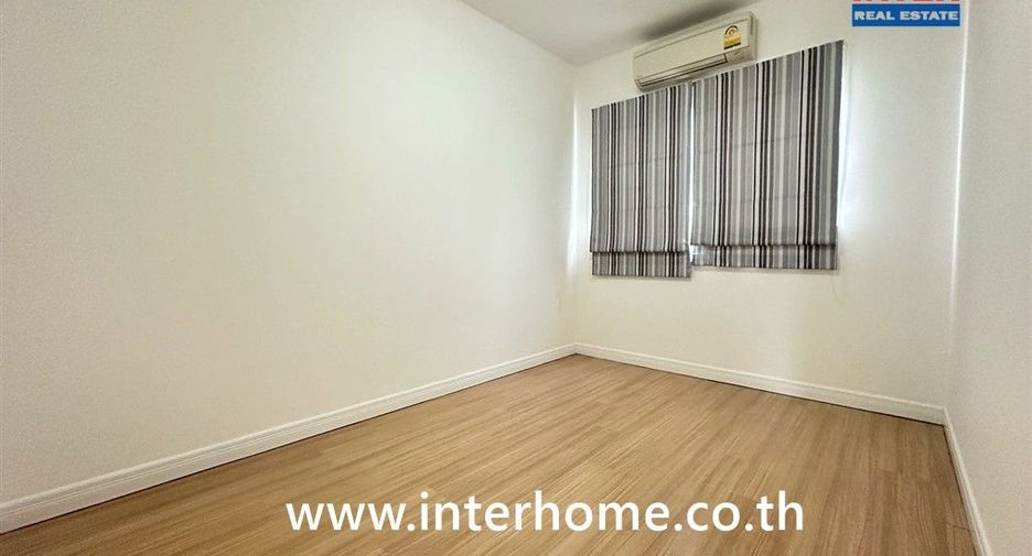 Продажа 3 спальни таунхаус в Кхлонг Сам Ща, Бангкок