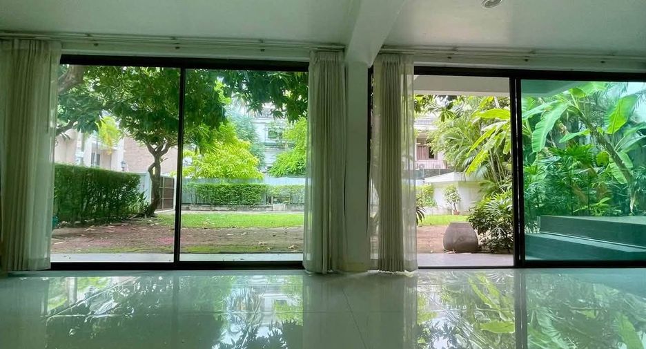 À vendre 2 chambres maison à Pathum Wan, Bangkok