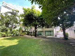 For sale 2 bedrooms house in Pathum Wan, Bangkok