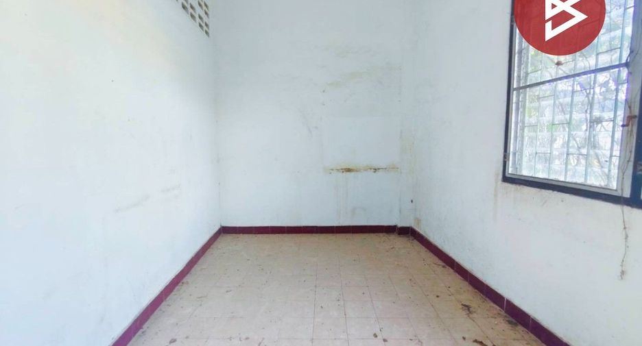 Casa adosada en venta de 2 habitaciones en Phutthamonthon, Nakhon Pathom