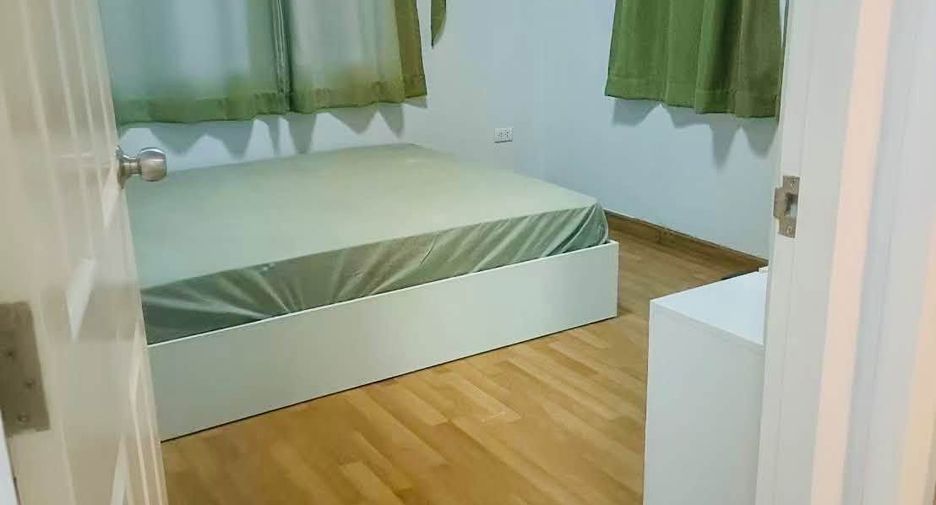 For sale 3 bedrooms house in Si Racha, Chonburi