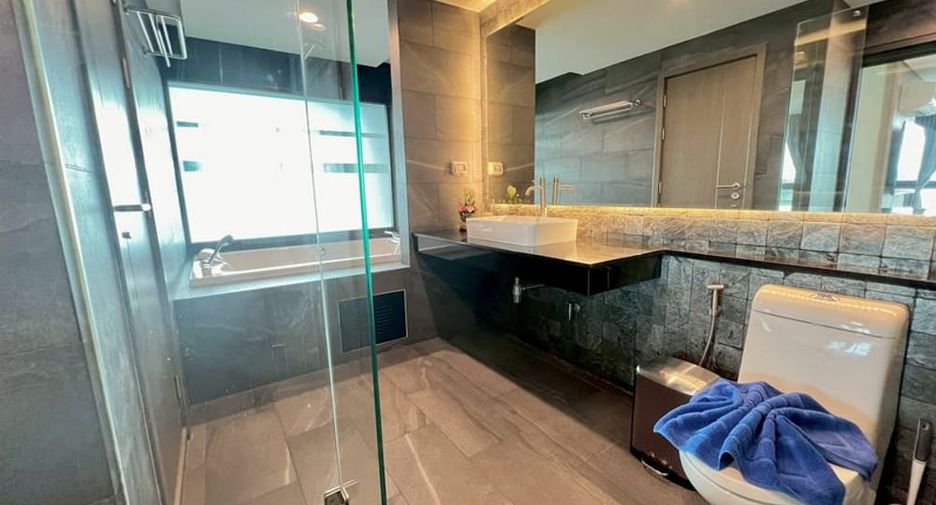 À louer 2 chambres condo à Bang Lamung, Chonburi