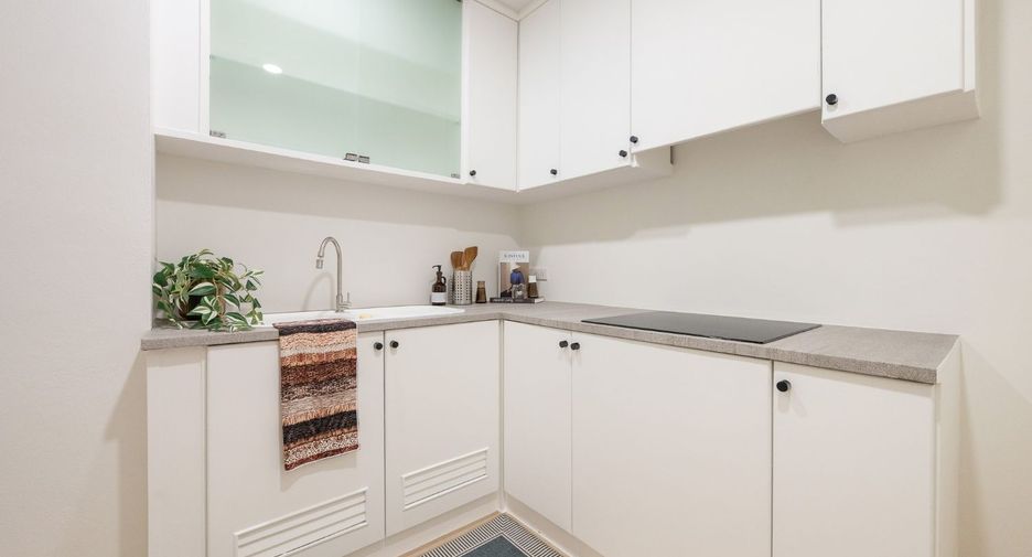 For sale 2 bedrooms condo in Bang Na, Bangkok