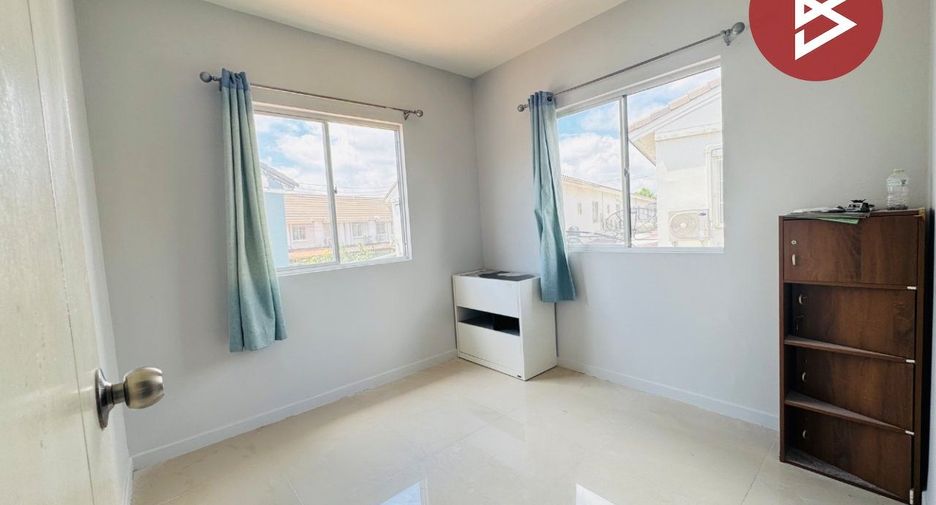 For sale 3 bedrooms townhouse in Mueang Pathum Thani, Pathum Thani
