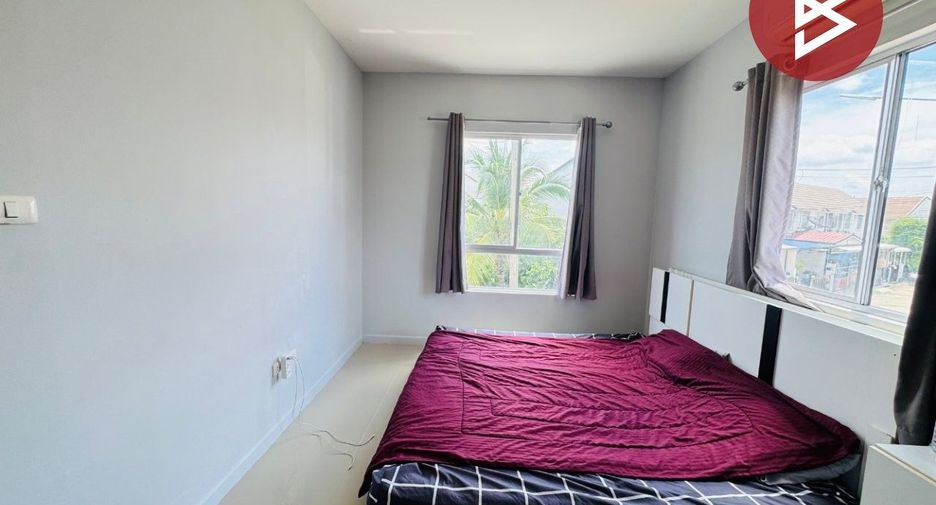 For sale 3 bedrooms townhouse in Mueang Pathum Thani, Pathum Thani