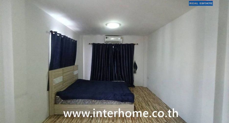For sale 4 ベッドルーム townhouse in Mueang Samut Sakhon, Samut Sakhon