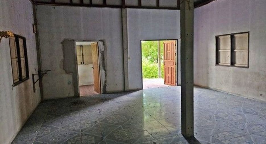 Продажа 1 кровать дом в Tha Tako, Накхонсаван