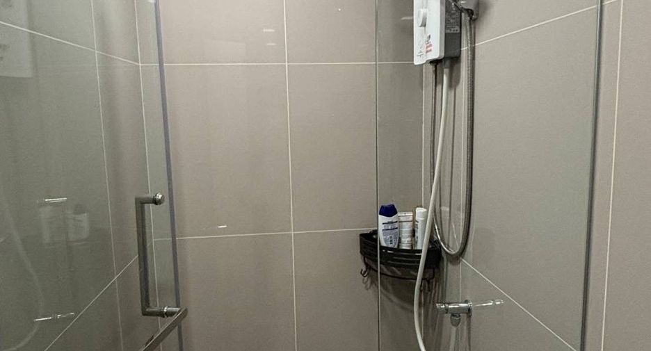 For rent 1 bed condo in Huai Khwang, Bangkok