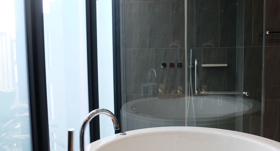 For sale 5 bedrooms house in Prawet, Bangkok