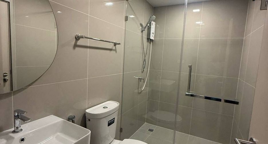 For rent 1 bed condo in Huai Khwang, Bangkok