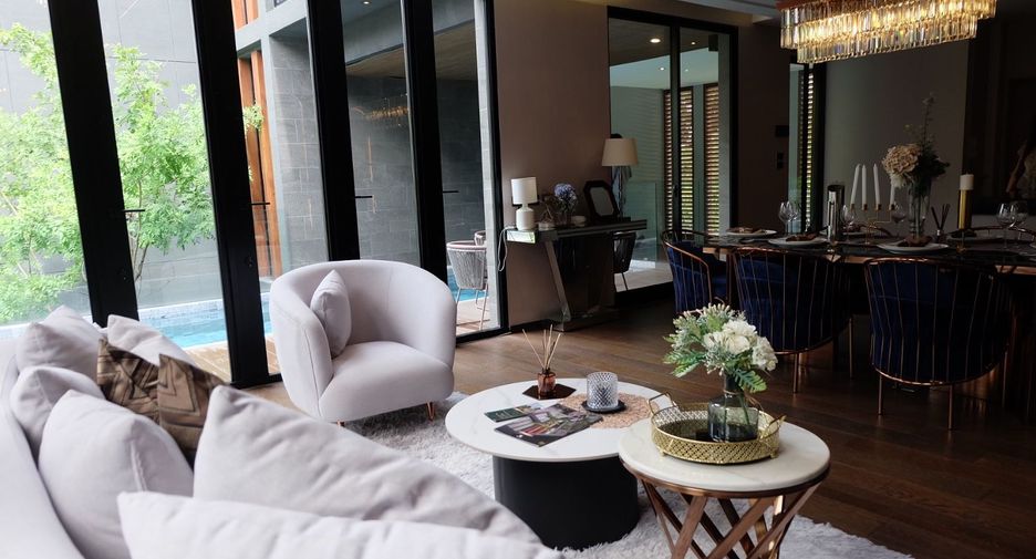 For sale 4 bedrooms house in Prawet, Bangkok