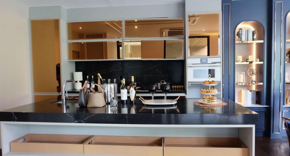 For sale 4 bedrooms house in Prawet, Bangkok