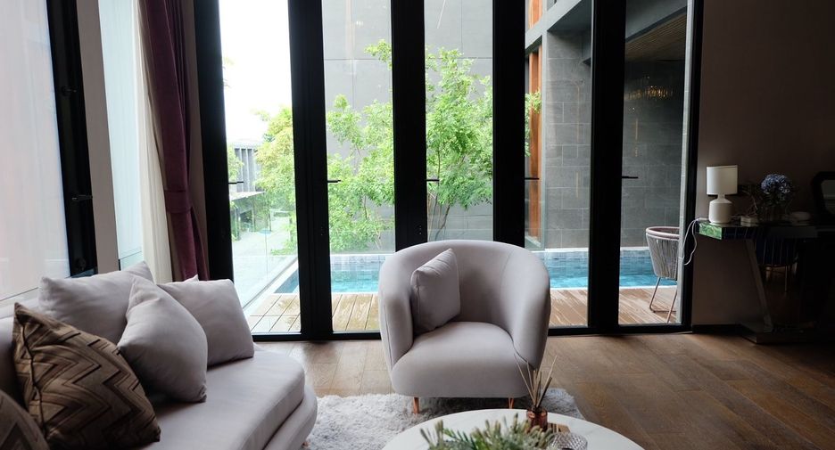 For sale 4 bedrooms house in Prawet, Bangkok