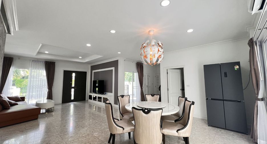 For rent 4 bedrooms house in Saphan Sung, Bangkok