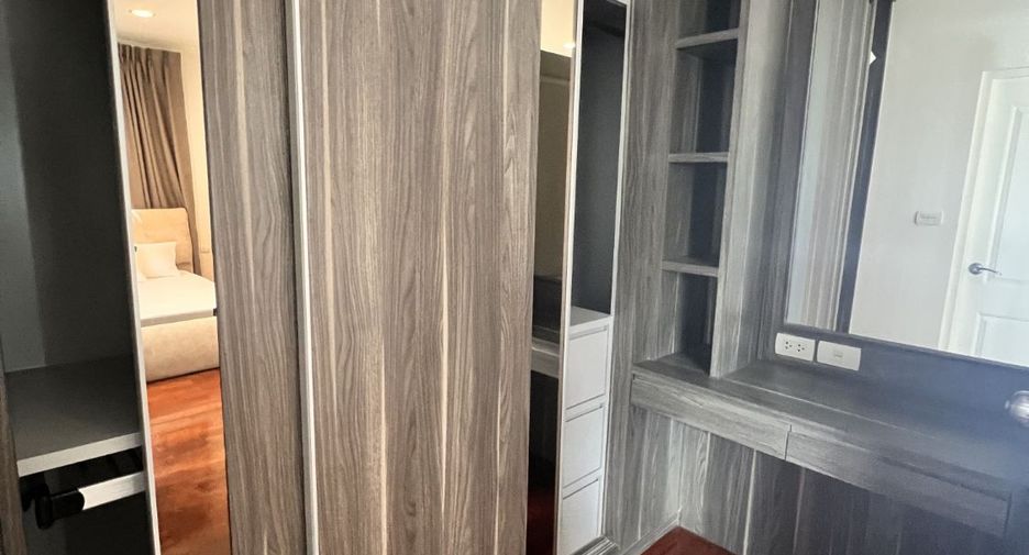 For rent 4 bedrooms house in Saphan Sung, Bangkok