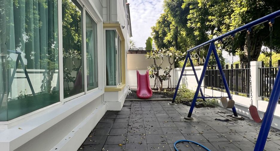 For rent 4 bedrooms house in Saphan Sung, Bangkok