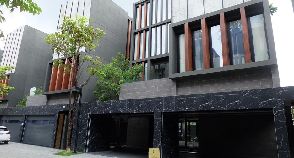 For sale 4 bedrooms house in Prawet, Bangkok