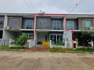 Casa adosada en venta de 1 habitaciones en Bang Bua Thong, Nonthaburi