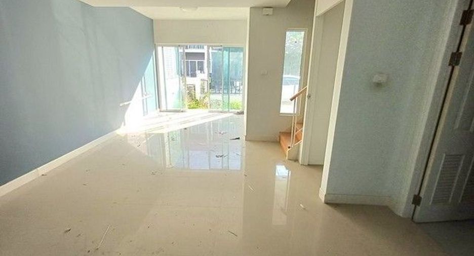 Casa adosada en venta de 1 habitaciones en Bang Bua Thong, Nonthaburi