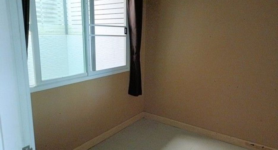 For sale 1 bed townhouse in Sai Mai, Bangkok
