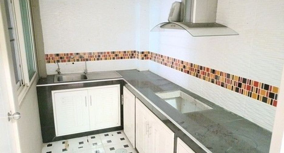 For sale 1 bed townhouse in Sai Mai, Bangkok