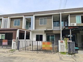 Casa adosada en venta de 1 habitaciones en Bang Bua Thong, Nonthaburi
