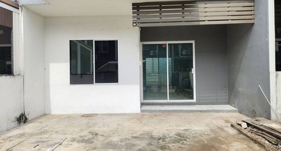 Casa adosada en venta de 1 habitaciones en Bang Bua Thong, Nonthaburi