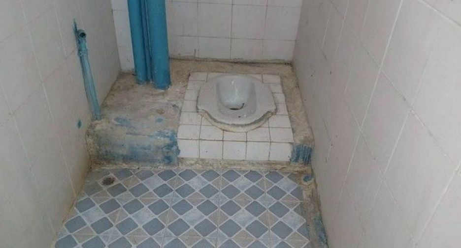 For sale 1 bed retail Space in Bang Len, Nakhon Pathom