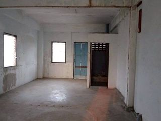 For sale 1 bed retail Space in Bang Len, Nakhon Pathom
