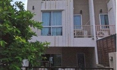 Продажа 1 кровать таунхаус в Phutthamonthon, Накхонпатхом