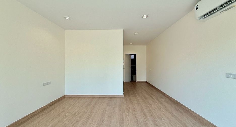 Reihenhaus zur Miete mit 4 Zimmer in Yan Nawa, Bangkok