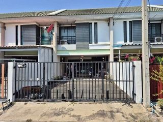 For sale 1 Beds townhouse in Mueang Samut Sakhon, Samut Sakhon