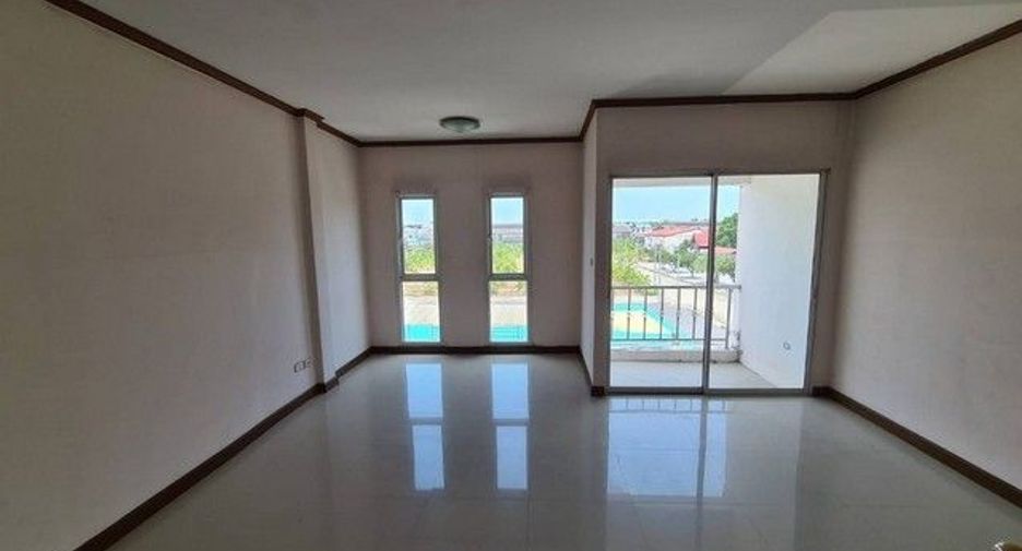 À vendre 1 chambre maison de ville à Mueang Samut Sakhon, Samut Sakhon