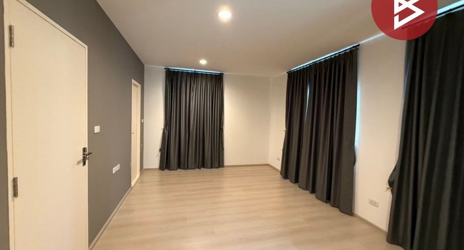 For sale 3 bedrooms townhouse in Khlong Luang, Pathum Thani