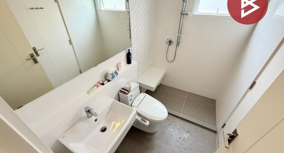For sale 3 bedrooms townhouse in Khlong Luang, Pathum Thani