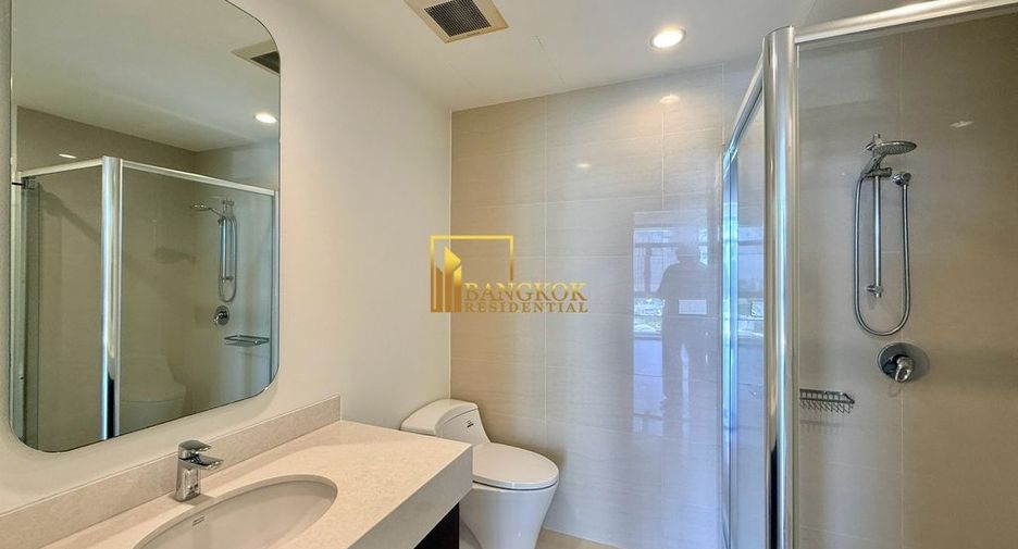 For rent 3 bedrooms condo in Watthana, Bangkok