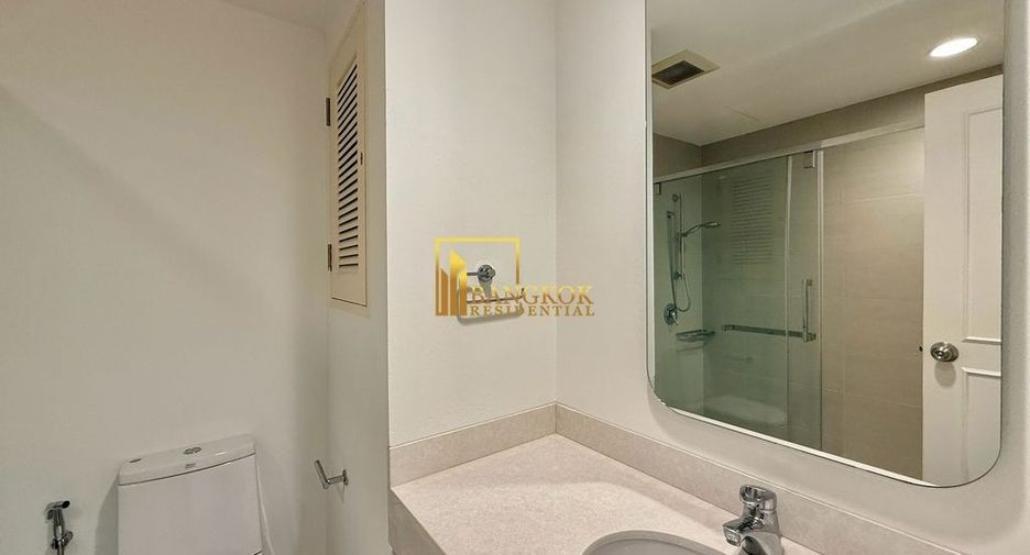For rent 3 bedrooms condo in Watthana, Bangkok