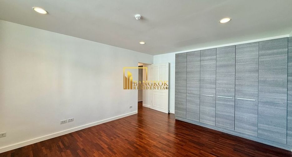 For rent 3 bedrooms condo in Watthana, Bangkok