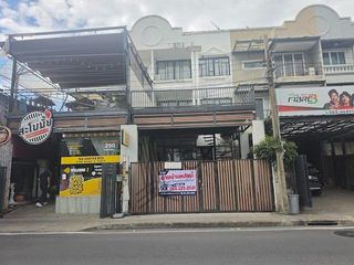 For sale 4 ベッドルーム house in Chatuchak, Bangkok