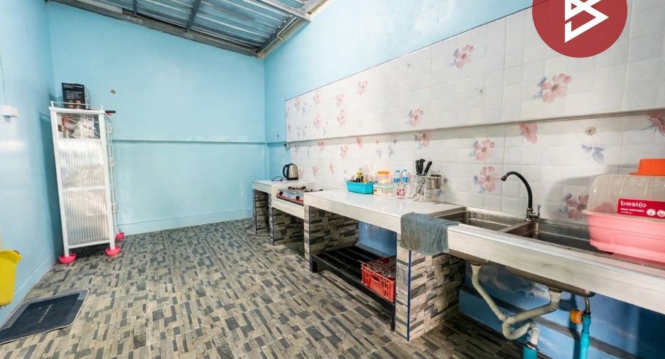 Reihenhaus zum Kauf mit 2 Zimmer in Mueang Chon Buri, Chonburi