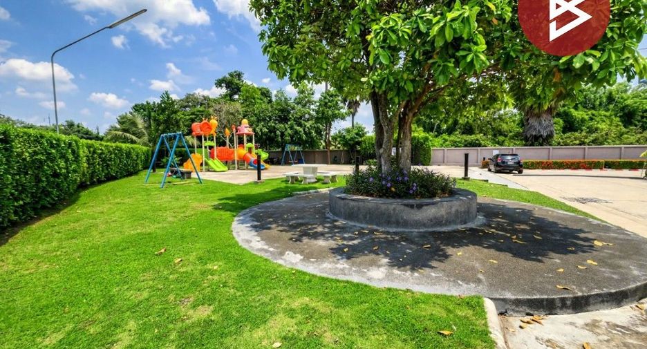 Reihenhaus zum Kauf mit 2 Zimmer in Mueang Chon Buri, Chonburi