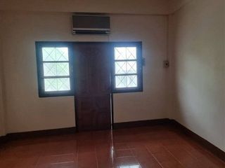 À vendre 3 chambres local commercial à Mueang Suphanburi, Suphan Buri