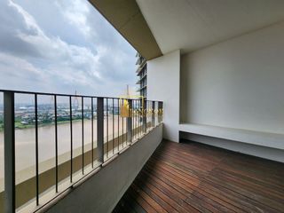 Wohnung zur Miete mit 2 Zimmer in Yan Nawa, Bangkok
