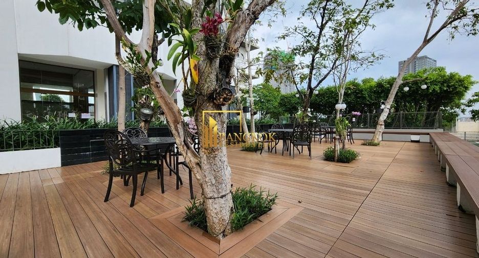 For rent 2 ベッドルーム condo in Yan Nawa, Bangkok