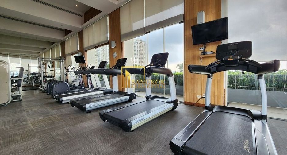 For rent 2 ベッドルーム condo in Yan Nawa, Bangkok