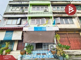 For sale 4 bedrooms retail Space in Khlong Toei, Bangkok