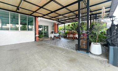 Reihenhaus zum Kauf mit 3 Zimmer in Sai Mai, Bangkok