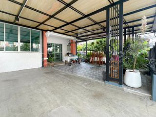 Casa adosada en venta de 3 habitaciones en Sai Mai, Bangkok