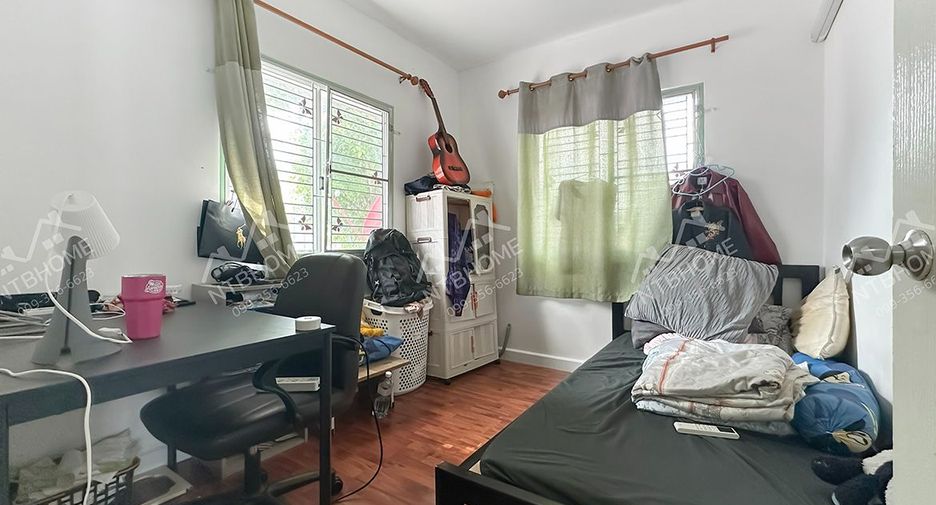 Casa adosada en venta de 3 habitaciones en Sai Mai, Bangkok
